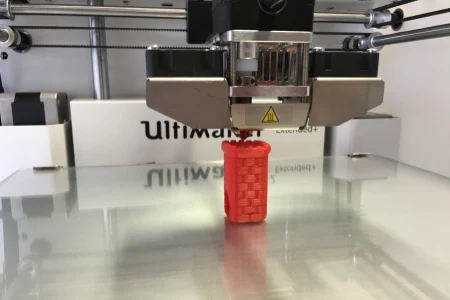 The Distinction Between CNC Machining and 3D Printing